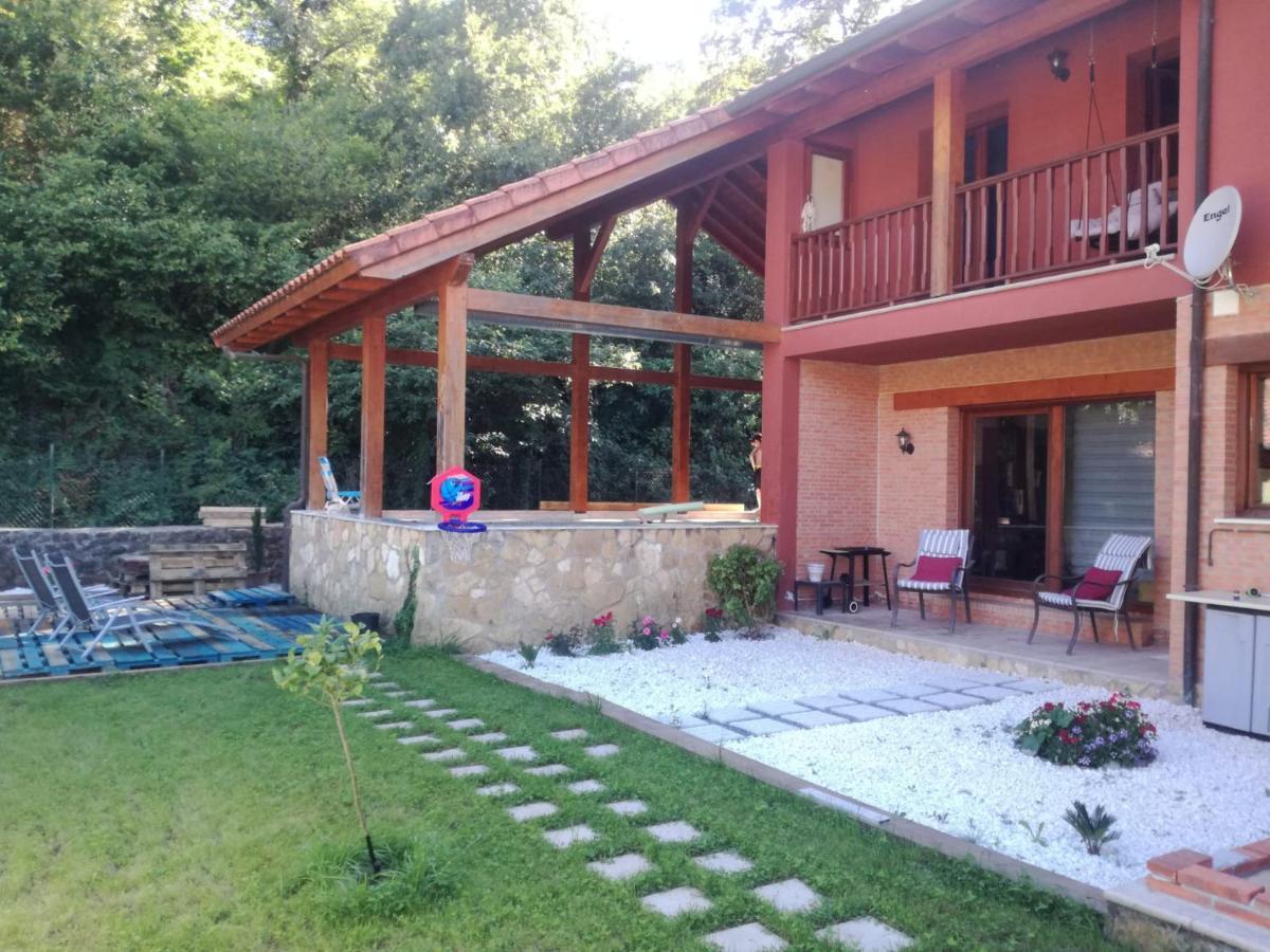 La Casa Malvarrosa Ampuero Buitenkant foto
