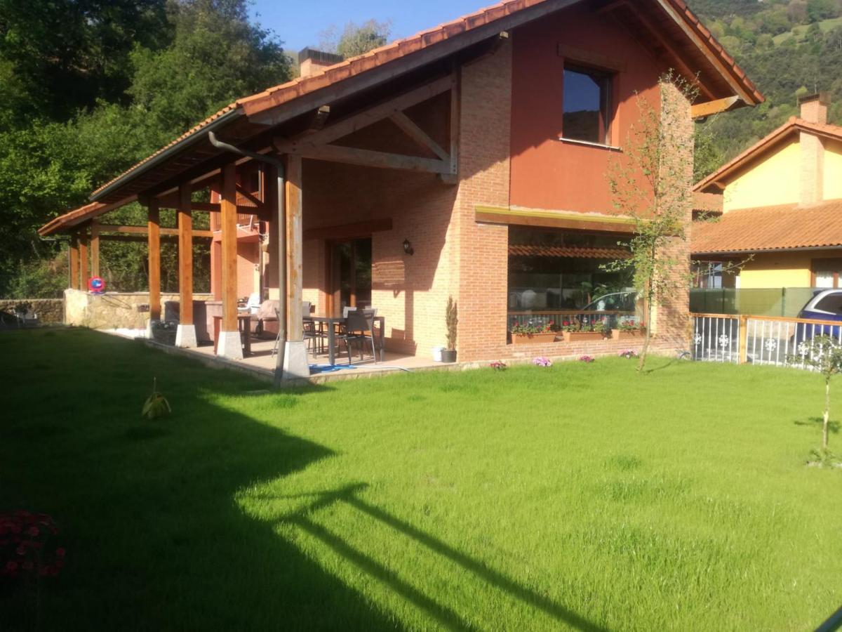 La Casa Malvarrosa Ampuero Buitenkant foto