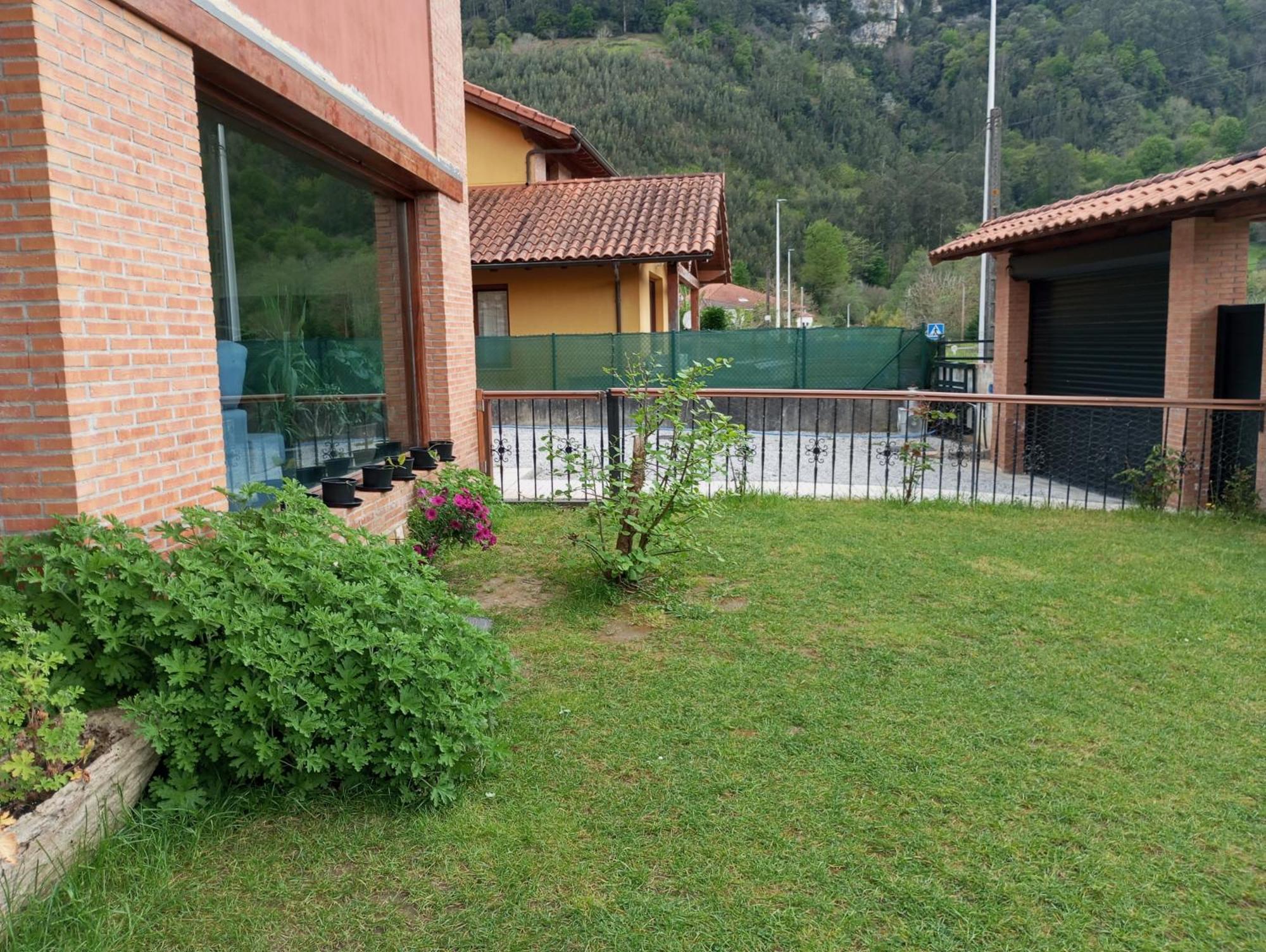 La Casa Malvarrosa Ampuero Buitenkant foto