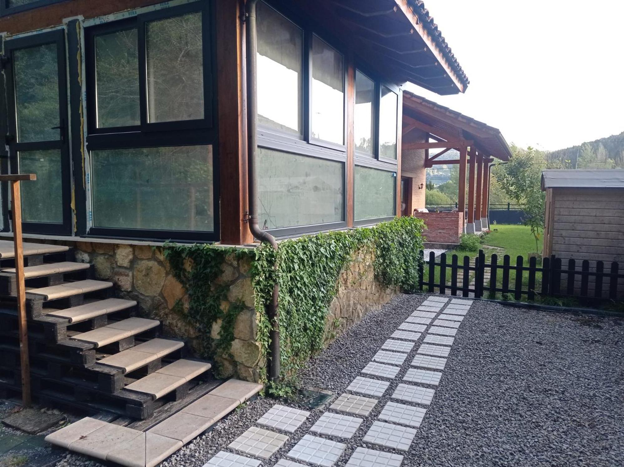 La Casa Malvarrosa Ampuero Buitenkant foto
